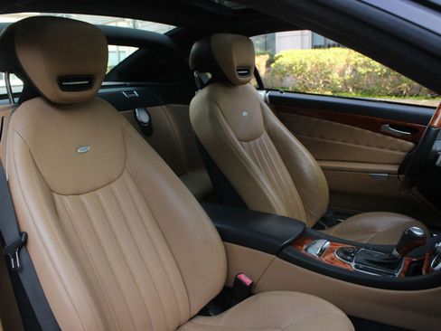 Used 2011 Mercedes-Benz SL 550 image 22