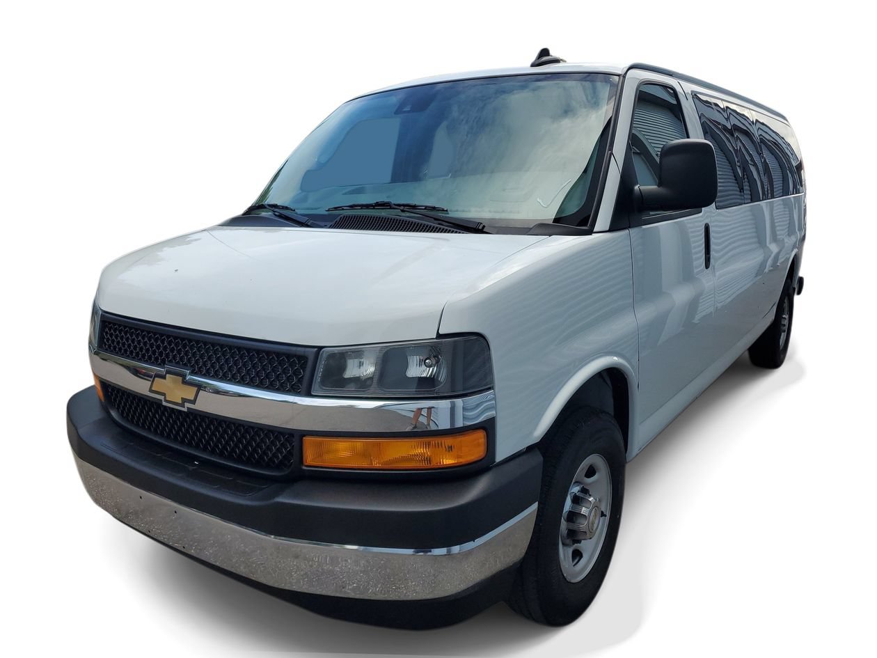 Used 2025 Chevrolet Express 3500 LT w/ LT Preferred Equipment Group RWD image 2