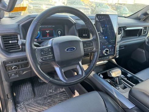 Used 2023 Ford F150 Lightning Lariat image 12