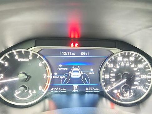 Used 2021 Nissan Altima 2.5 SR image 14