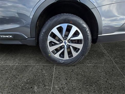 Certified 2022 Subaru Outback Premium w/ Popular Package #1 image 18