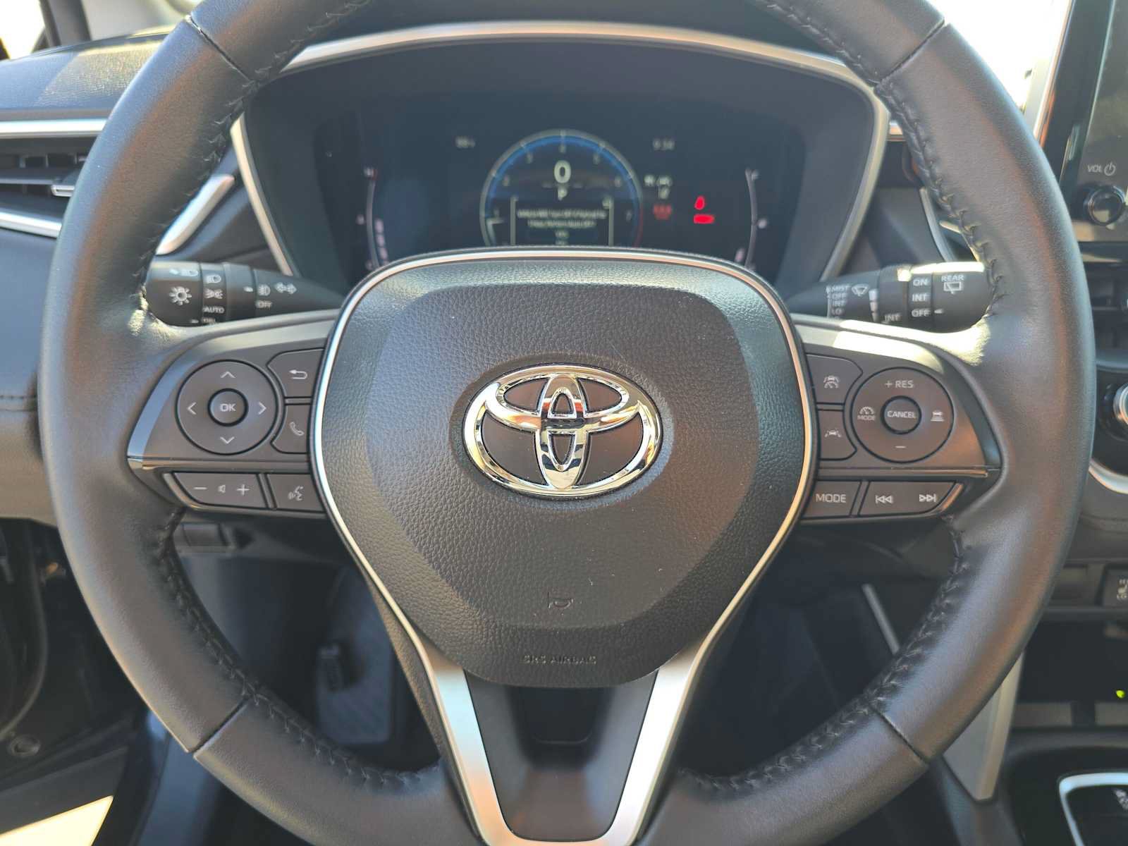 Certified 2025 Toyota Corolla Cross XLE w/ Convenience Package FWD image 23