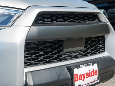 Used 2021 Toyota 4Runner TRD Off-Road Premium w/ Moonroof Package AWD/4WD image 12