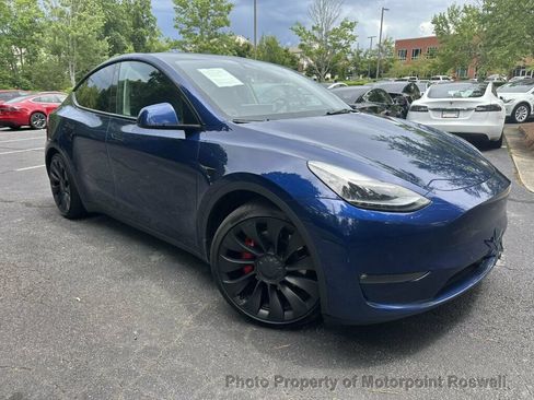 Used 2022 Tesla Model Y Performance AWD/4WD image 2