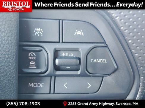 Certified 2025 Toyota Tacoma SR5 image 27