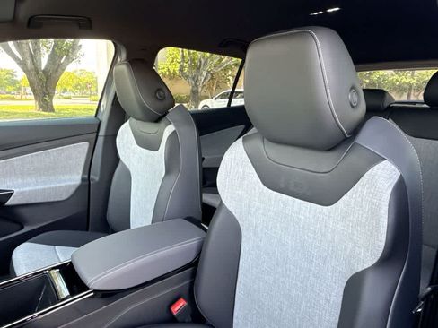 New 2026 Volkswagen ID.4 Pro RWD image 14