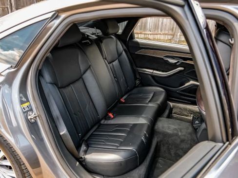 Used 2019 Audi A8 L 3.0T w/ Luxury Package image 38