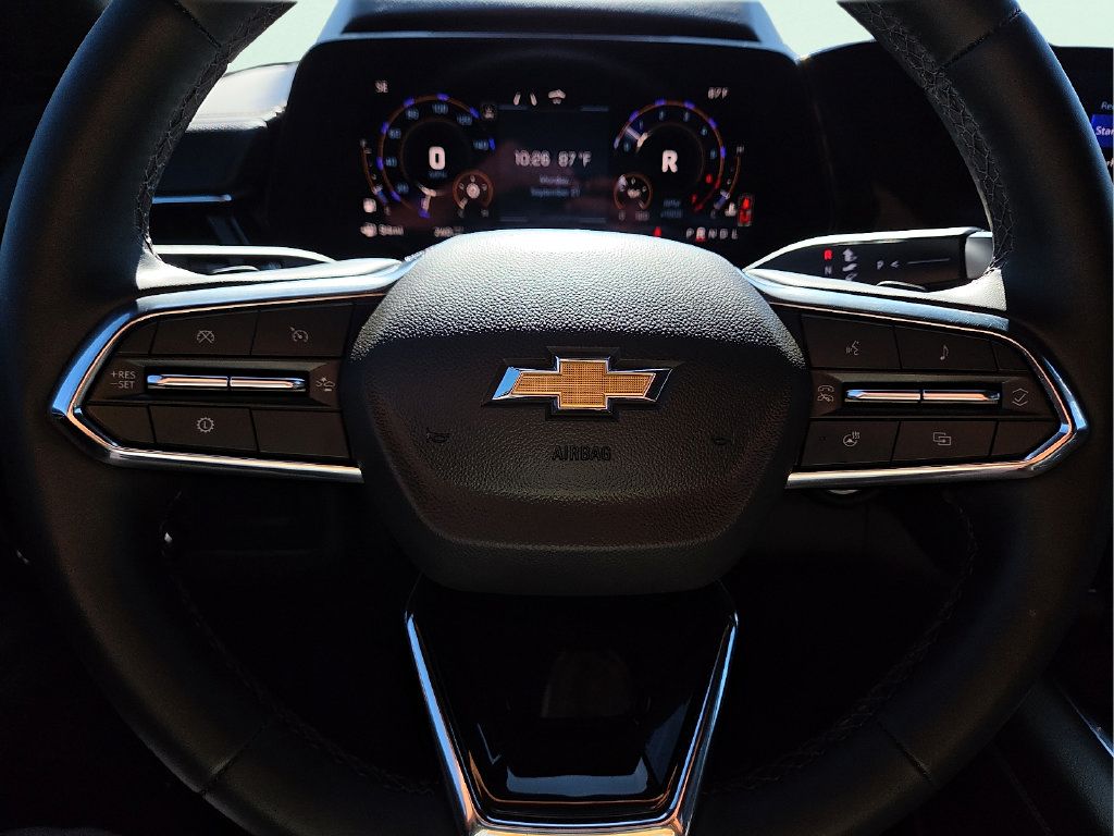 Used 2025 Chevrolet Tahoe High Country AWD/4WD image 19