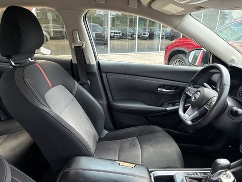 Used 2021 Nissan Sentra SR FWD image 10