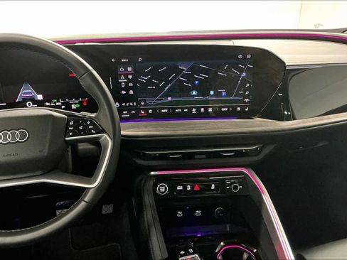 Used 2025 Audi Q5 Premium Plus w/ Premium Plus image 9