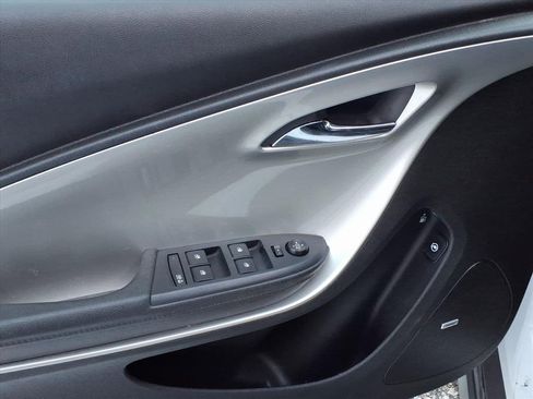 Used 2012 Chevrolet Volt Premium w/ Premium Trim Package image 15
