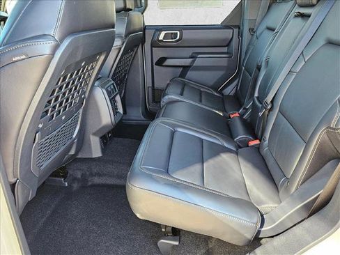 New 2026 Ford Bronco Badlands image 16