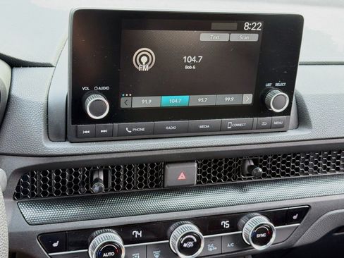 Used 2023 Honda CR-V EX image 10