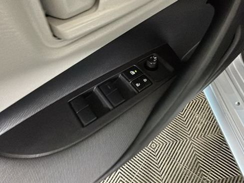 Used 2025 Toyota Corolla LE FWD image 10