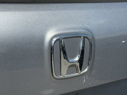 Used 2017 Honda Pilot Elite image 9