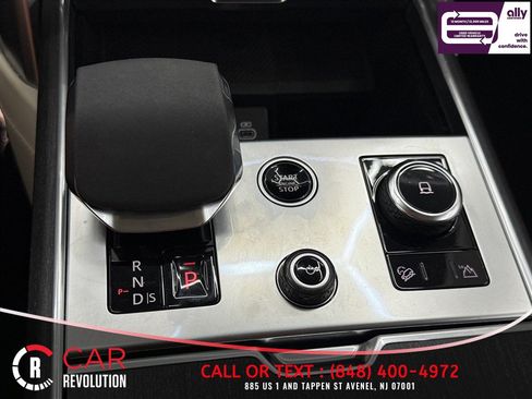 Used 2022 Land Rover Range Rover Long Wheelbase SE AWD/4WD image 29