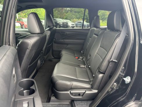 Used 2025 Honda Passport EX-L image 30