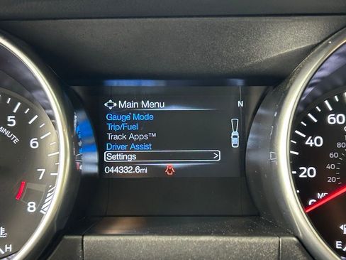 Used 2021 Ford Mustang GT Premium w/ Ford Safe & Smart Package RWD image 19