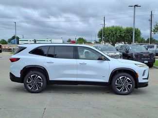 New 2026 Buick Enclave Sport Touring w/ Power Package FWD video 2