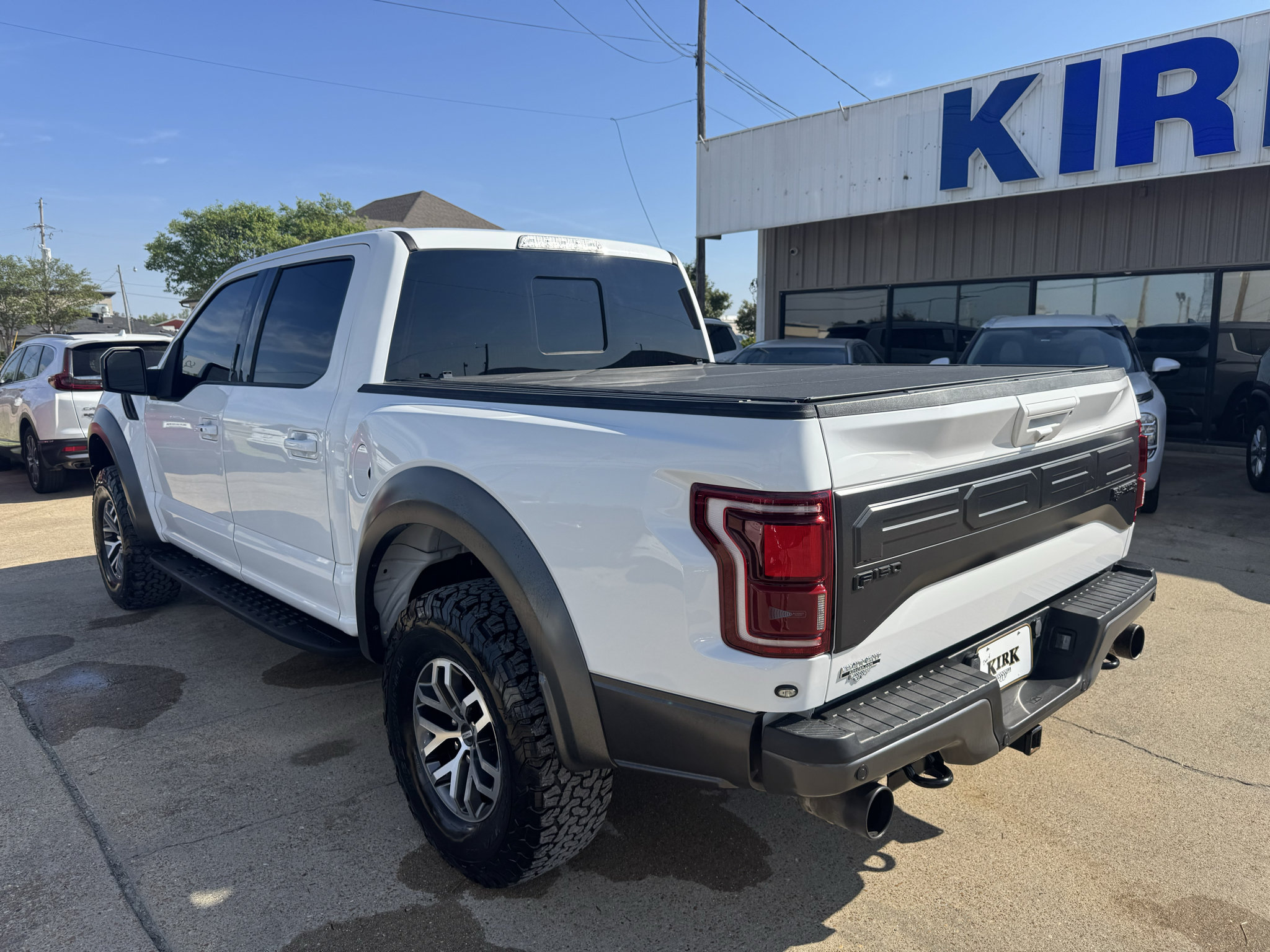 Used 2018 Ford F150 Raptor w/ Equipment Group 802A Luxury AWD/4WD image 3