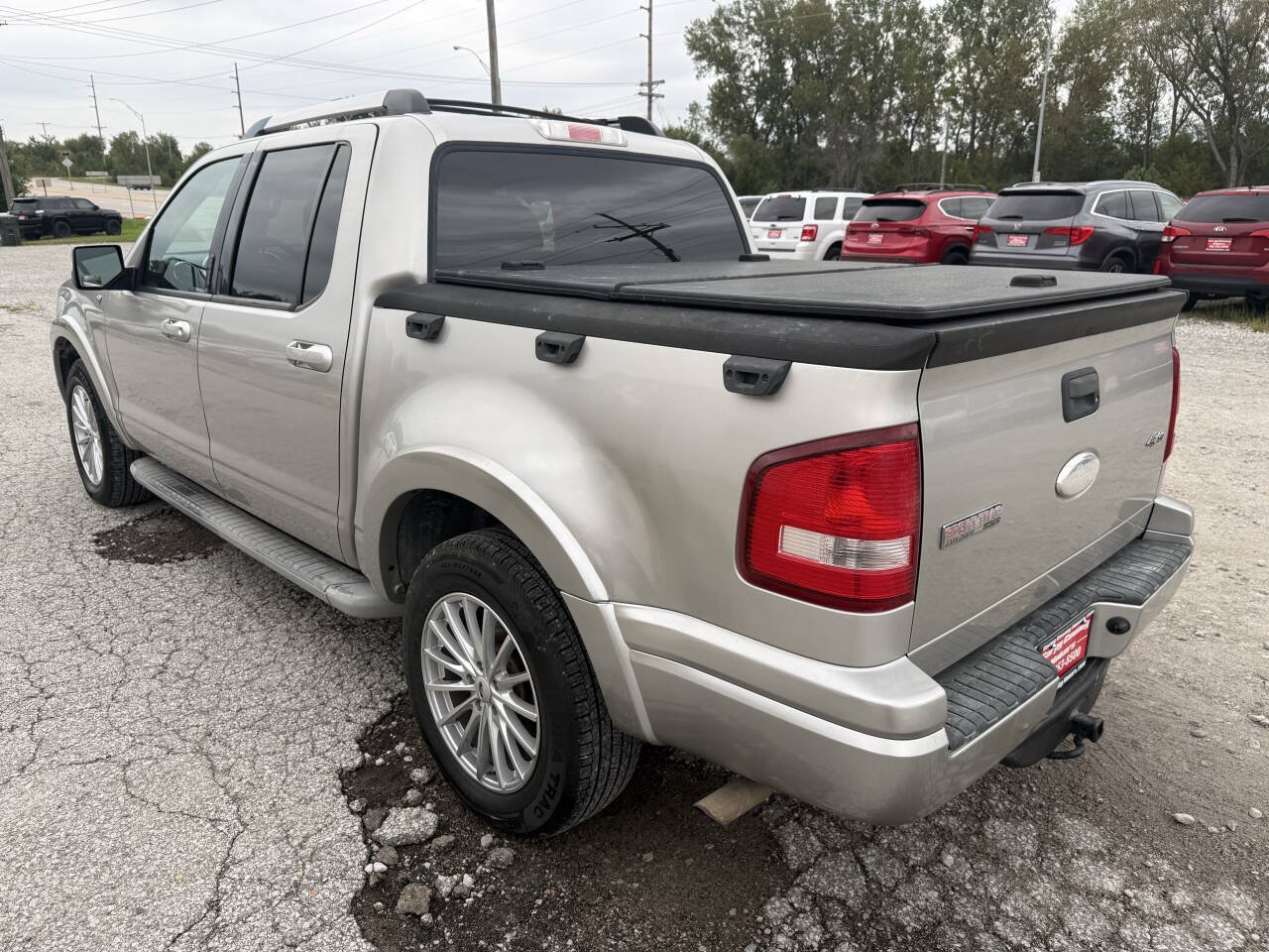 Used 2007 Ford Explorer Sport Trac Limited AWD/4WD image 5