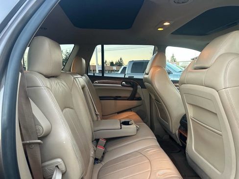 Used 2009 Buick Enclave CXL w/ Entertainment Package #3 image 25
