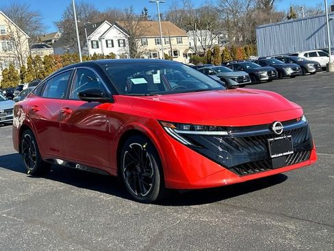 New 2026 Nissan Sentra SR image 1