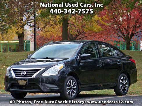 Used 2019 Nissan Versa S image 1