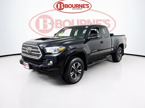 Used 2016 Toyota Tacoma TRD Sport image 6