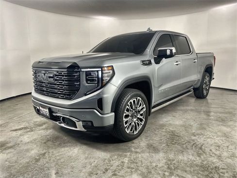 Used 2025 GMC Sierra 1500 Denali Ultimate image 4