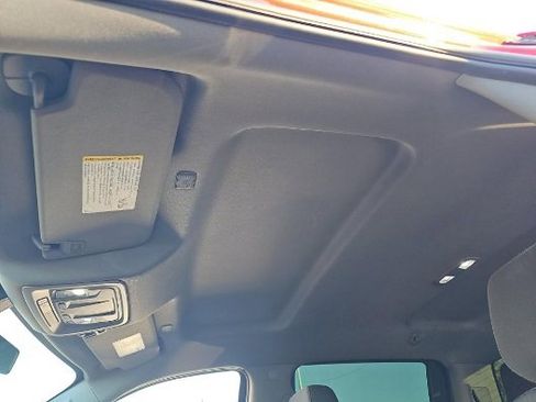 Used 2021 GMC Sierra 1500 Elevation image 25