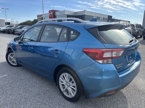 Used 2018 Subaru Impreza 2.0i Premium w/ Eyesight & BSD & Rcta image 3