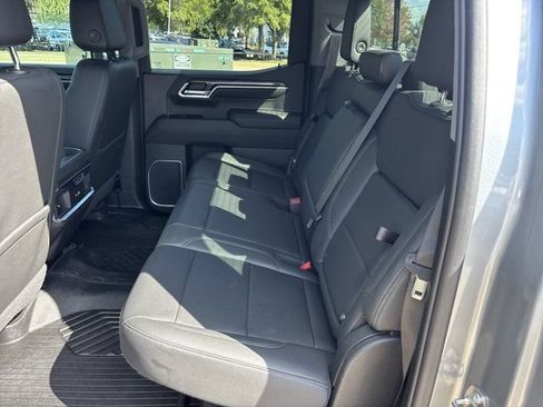Used 2023 Chevrolet Silverado 1500 LTZ AWD/4WD image 19