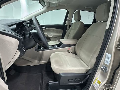 Used 2018 Ford Escape SE w/ SE Sync 3 Package image 10