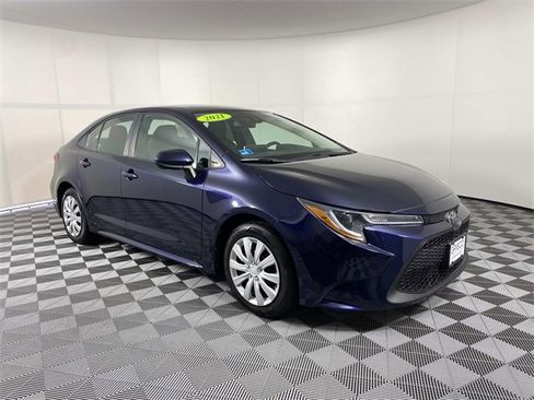 Used 2021 Toyota Corolla LE w/ Carpet Mat Package (TMS) image 1
