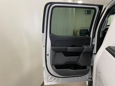 New 2025 Ford F150 XLT w/ Equipment Group 303A High image 8