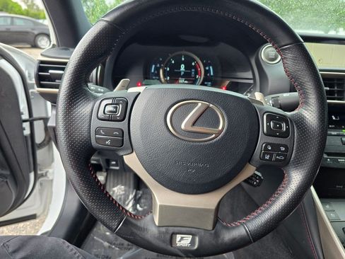 Used 2017 Lexus IS 200t RWD image 17