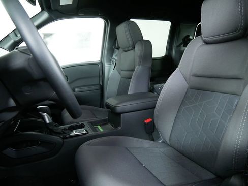 New 2026 Nissan Frontier SV w/ Tow Package image 16