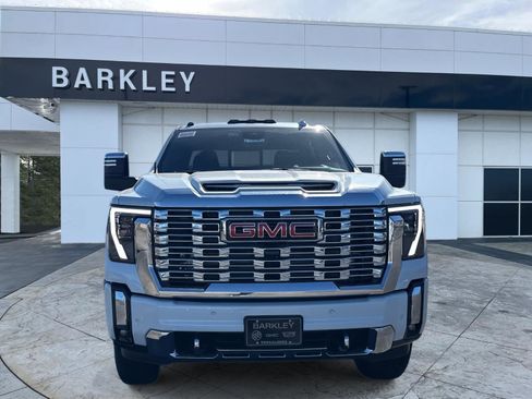 New 2026 GMC Sierra 2500 Denali w/ Denali Reserve Package image 2