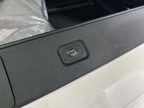 New 2025 Ford Expedition Tremor image 35