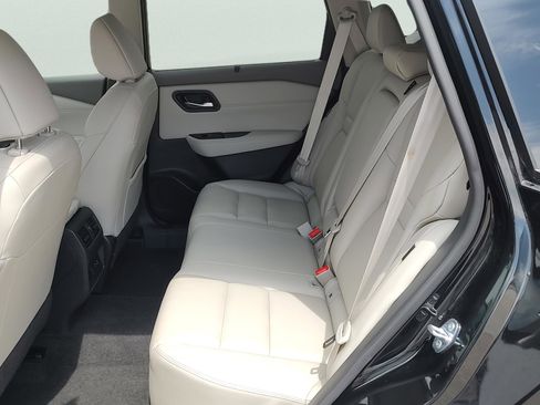 Used 2023 Nissan Rogue SL w/ SL Premium Package AWD/4WD image 13