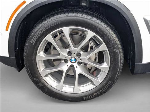 Used 2026 BMW X5 xDrive40i image 28