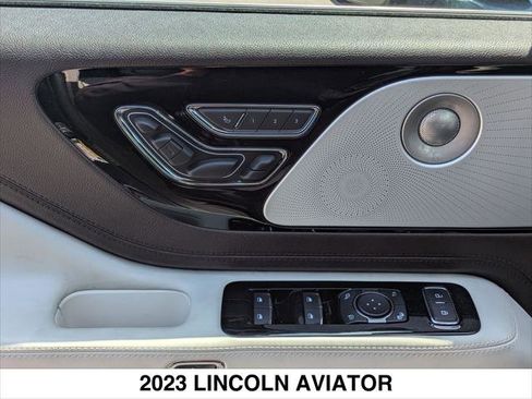 Used 2023 Lincoln Aviator Black Label w/ Dynamic Handling Package AWD/4WD image 12
