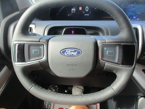 New 2027 Ford Expedition Active AWD/4WD image 11