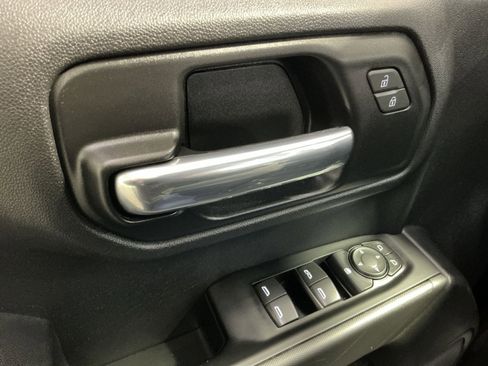 Used 2022 Chevrolet Silverado 1500 Custom image 23