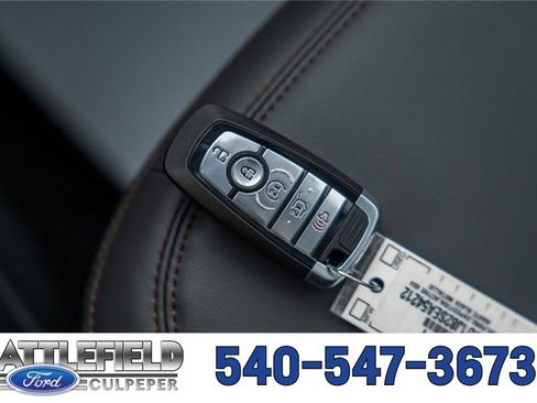 New 2025 Ford Expedition Active image 46