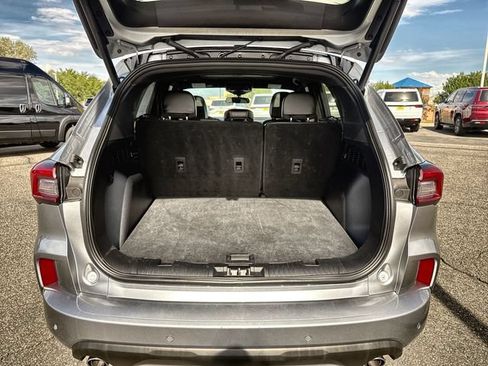 Used 2024 Ford Escape ST-Line w/ Tech Pack #1 AWD/4WD image 24