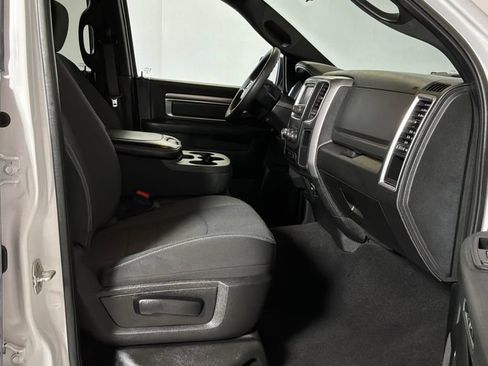 Certified 2024 RAM 1500 Warlock AWD/4WD image 13