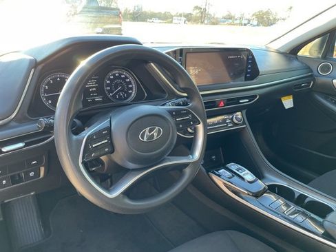 Used 2023 Hyundai Sonata SEL w/ Cargo Package image 18