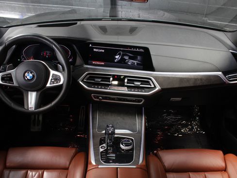 Used 2021 BMW X5 sDrive40i w/ M Sport Package RWD image 22